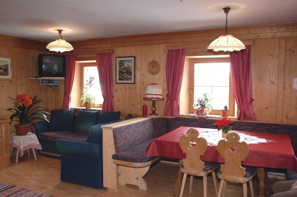 Oberschoellberghof Luttach Zimmer foto